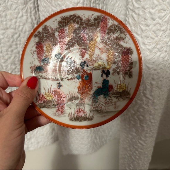 Vintage decorative geisha plate chinoiserie trinket dishes set of 2 - Picture 2 of 6